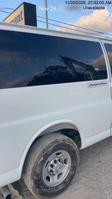 2025 CHEVROLET Express Van - Rental