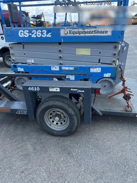 2019 Genie GS-2632 Folding rails with half height swing gate