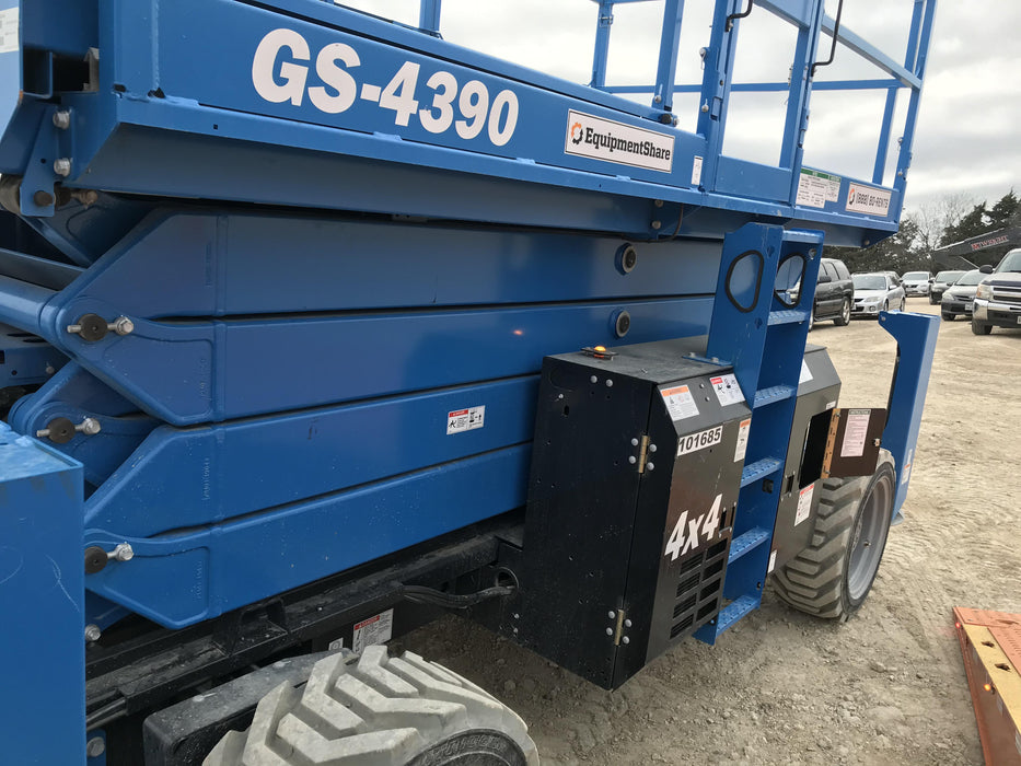 2020 GENIE GS-4390 RT