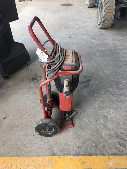 2021 HILTI TE 3000-AVR