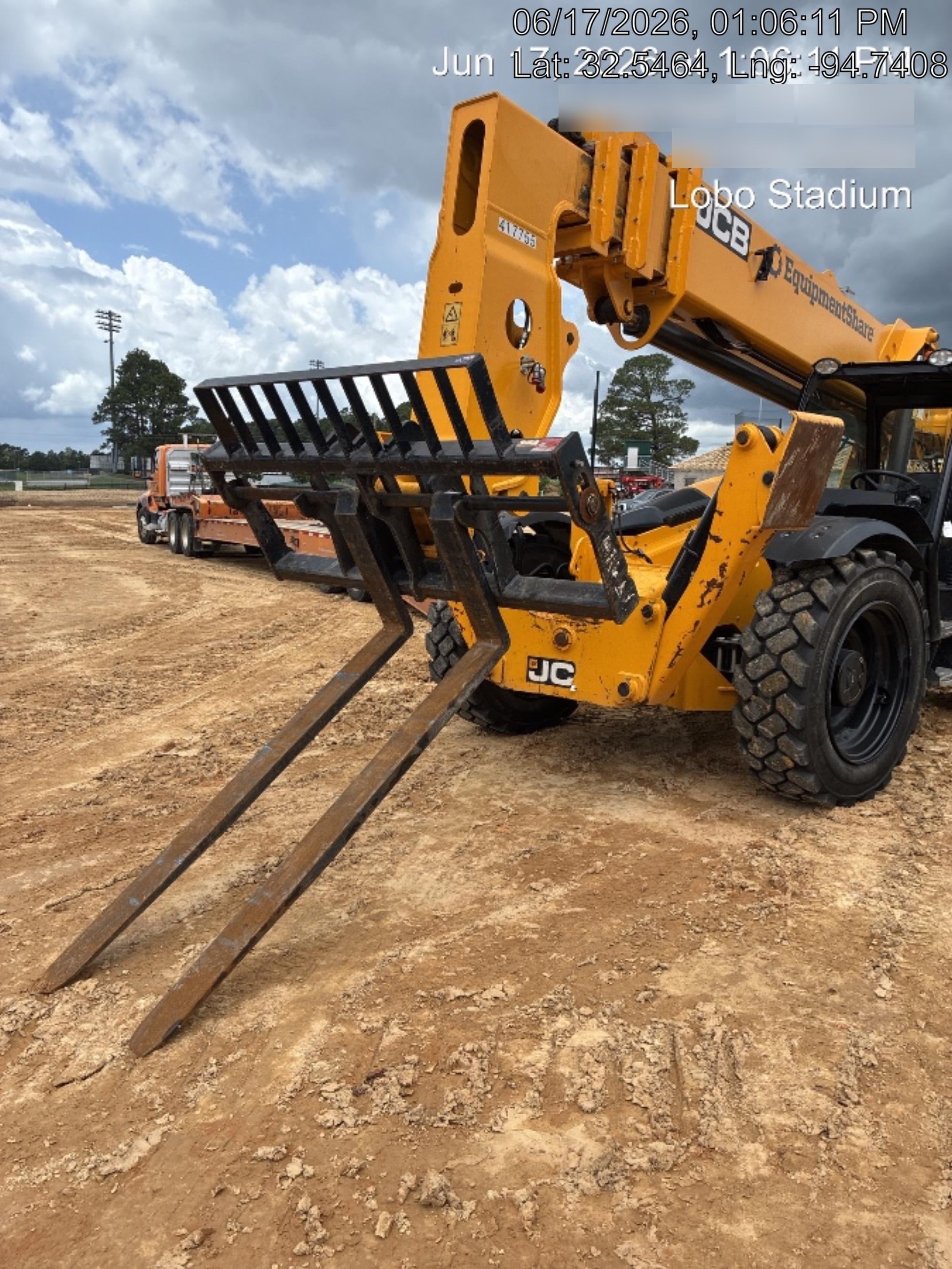 2024 JCB 510-56