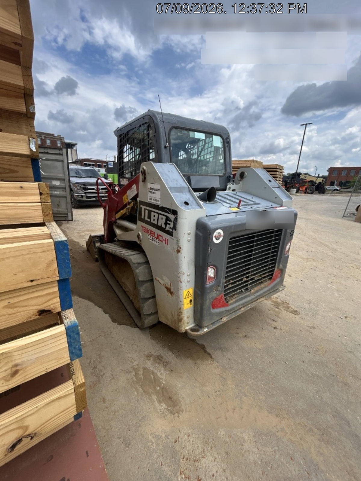 2023 TAKEUCHI TL8R2-CR