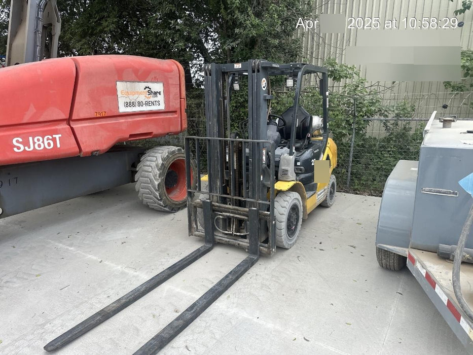 2021 KOMATSU FG25T-16