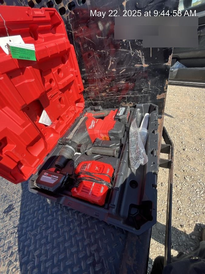 2022 MILWAUKEE 2718-22HD