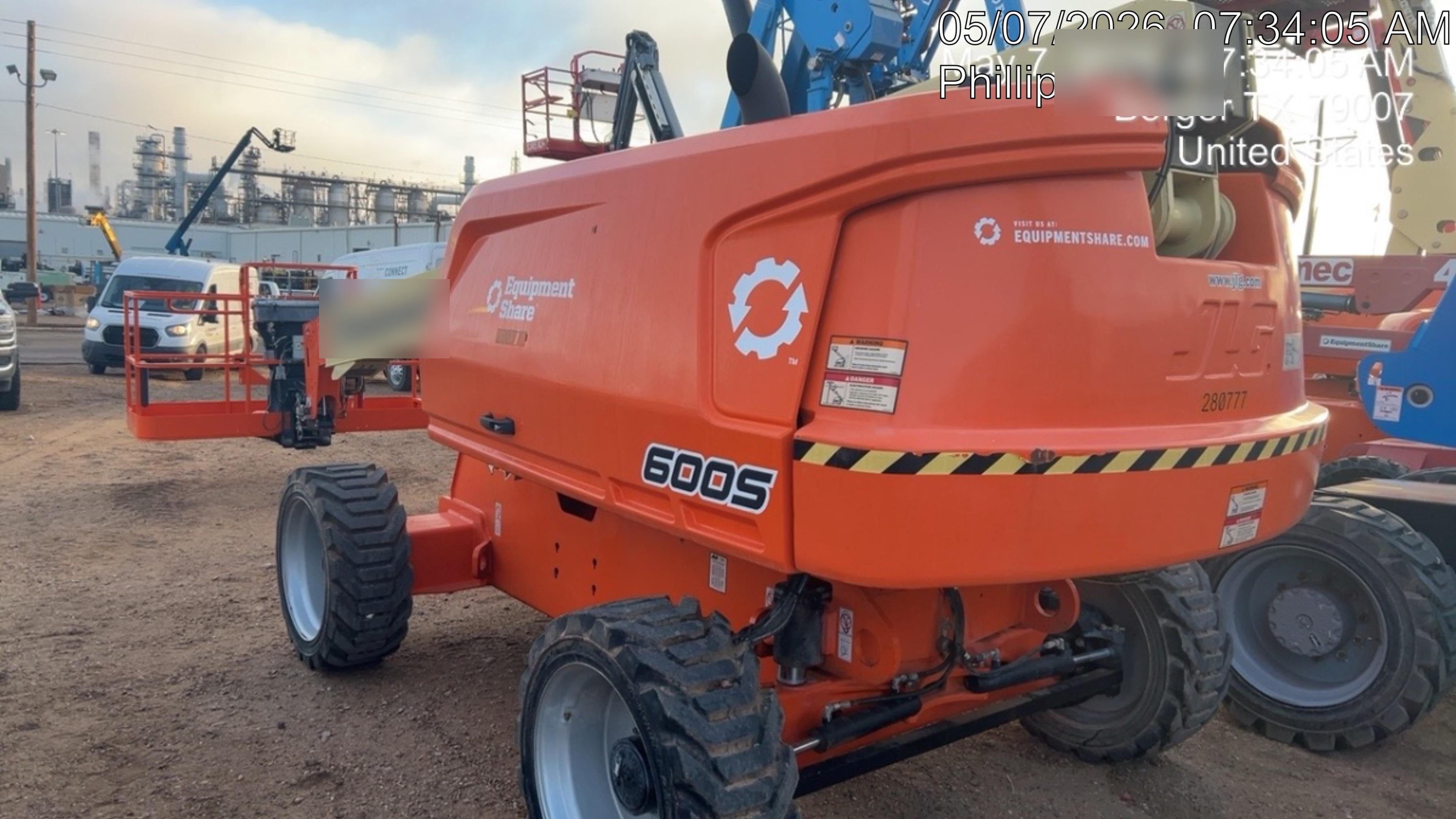 2022 JLG 600S