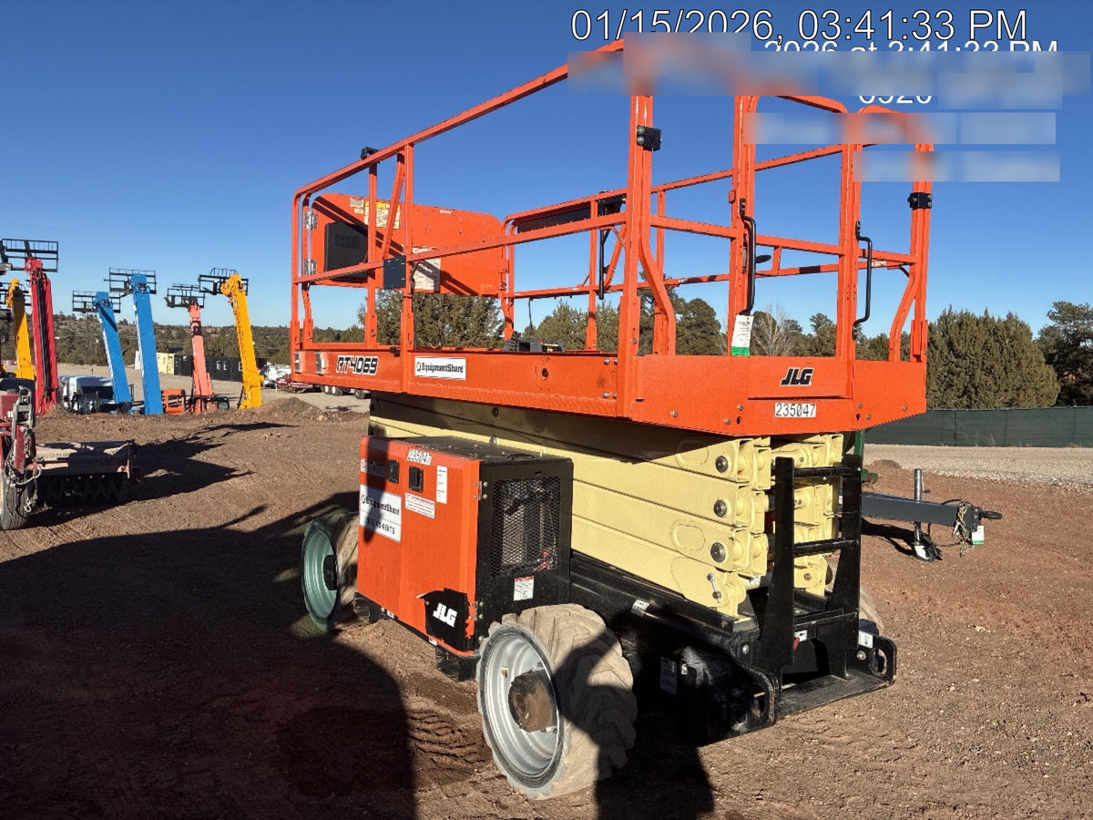 2022 JLG RT4069