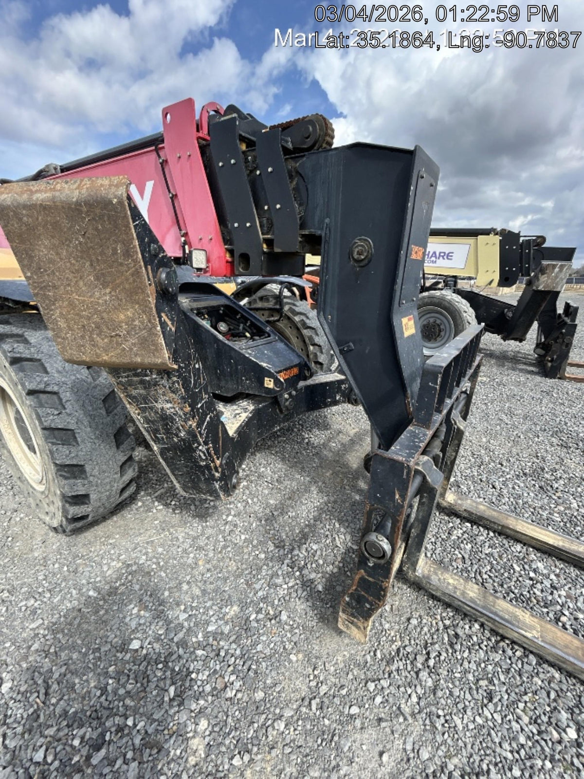 2020 SANY STH1056