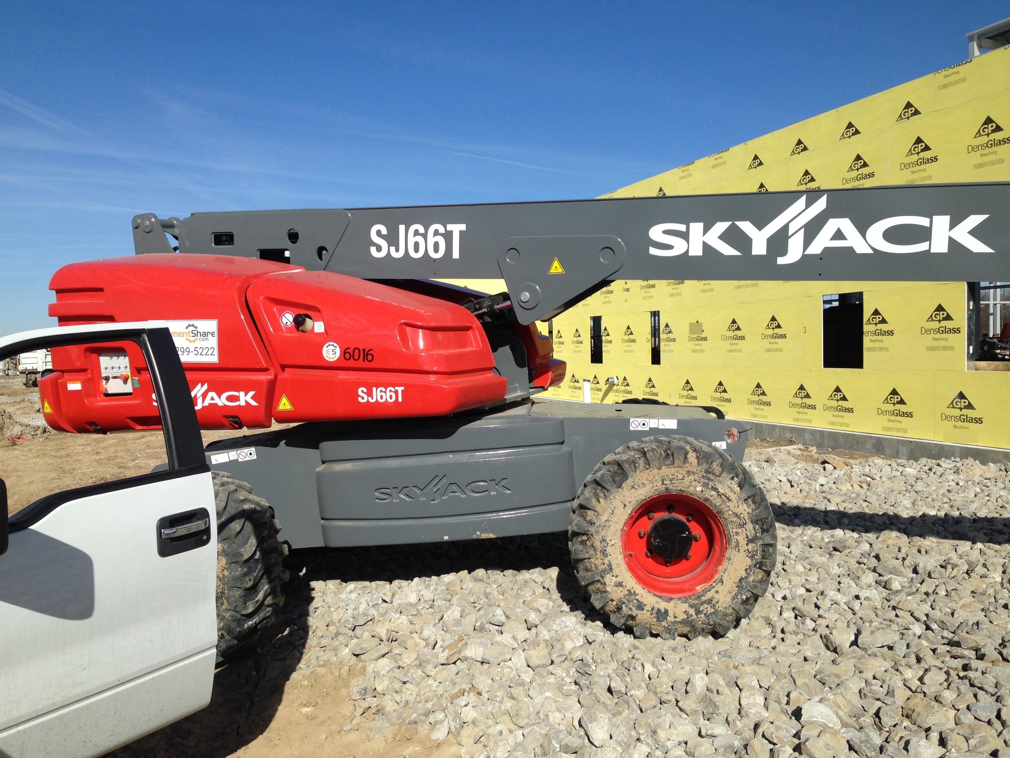 2018 SKYJACK SJ66T