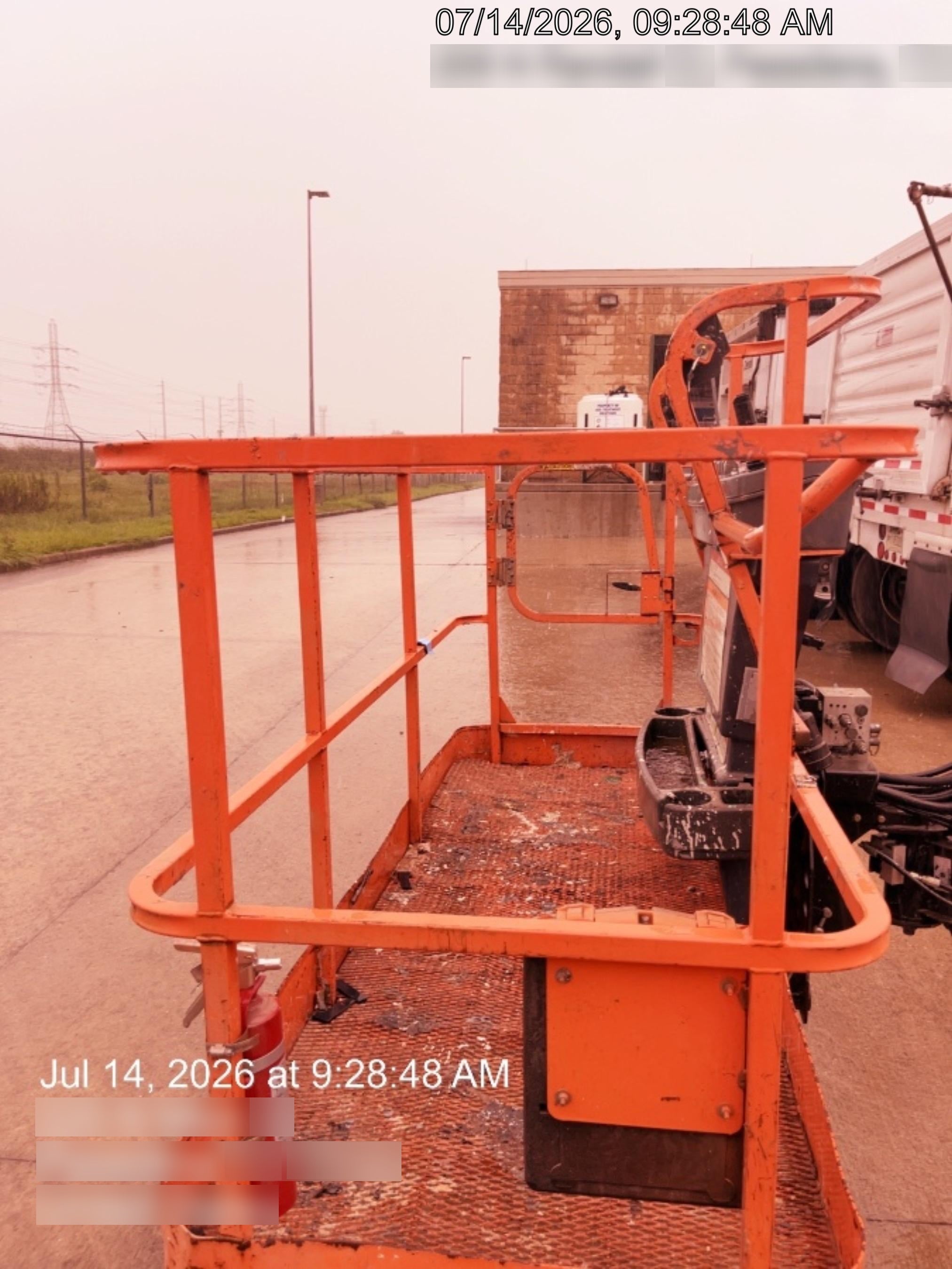 2022 JLG 660SJ