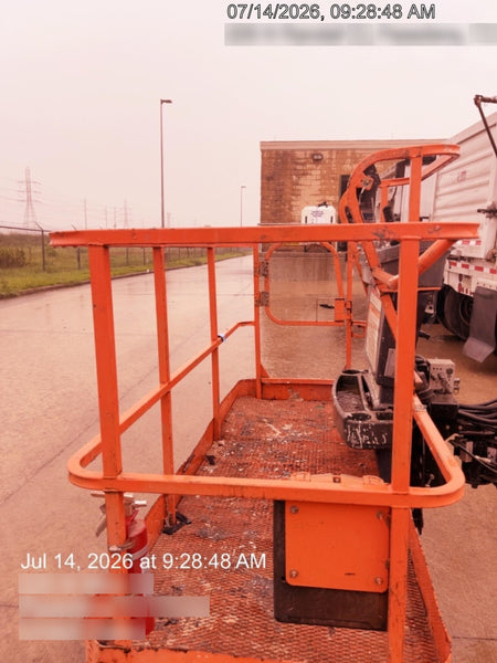 2022 JLG 660SJ