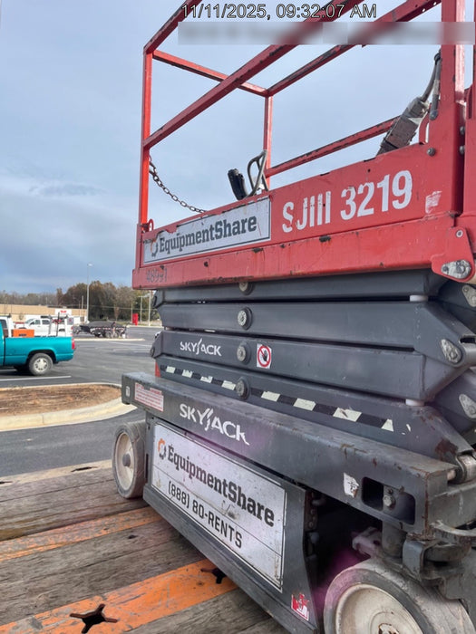 2019 Skyjack SJIII-3219 Standard Options, Trojan Batteries