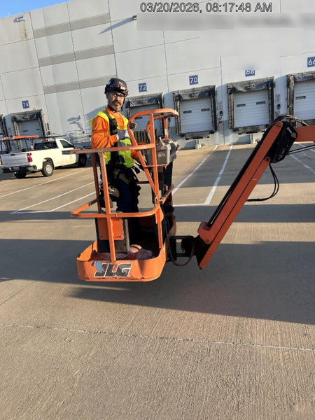 2019 JLG E450AJ
