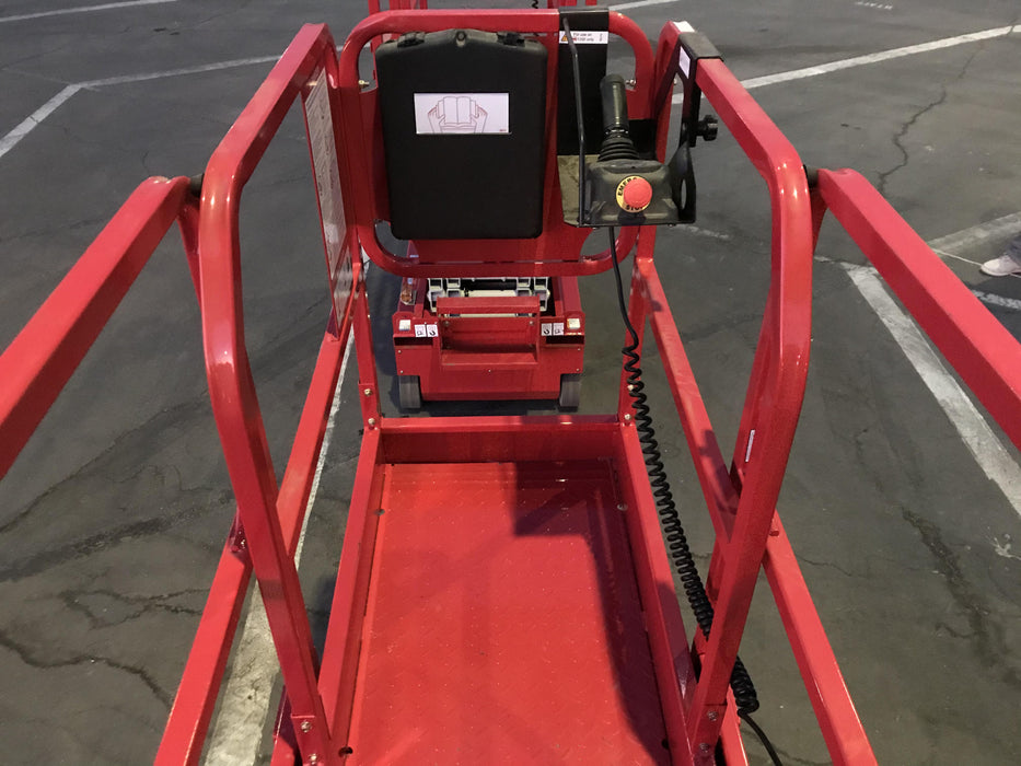 2020 MEC 1330SE Solid NM Tires, Steel Swing out Doors, LCS, Beacon, 900W Inverter