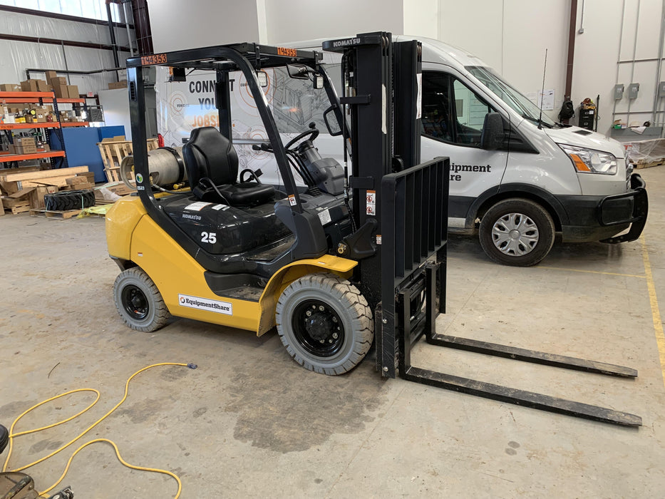 2021 KOMATSU FG25T-16