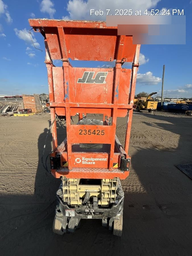 2022 JLG ES1932