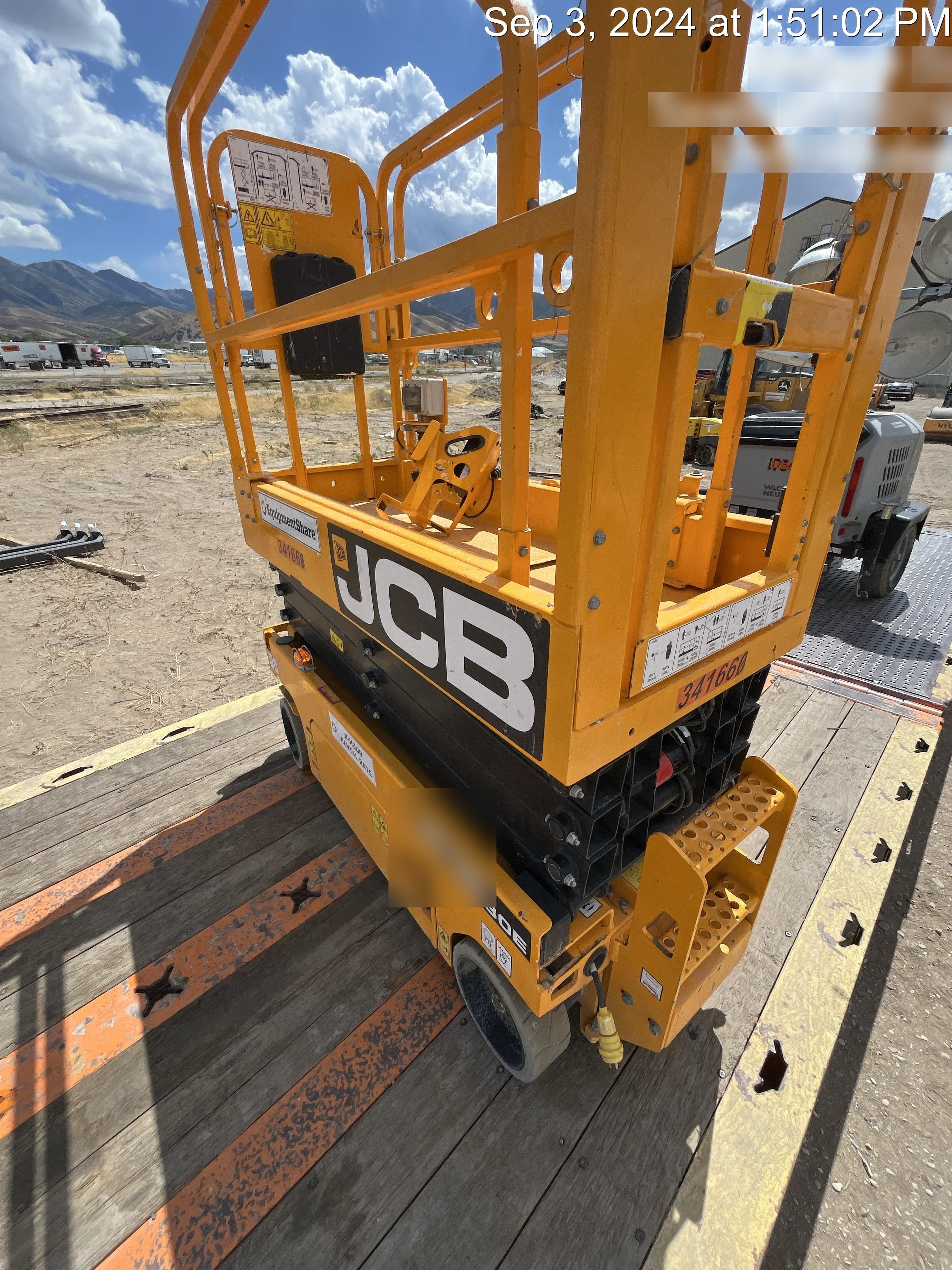 2023 JCB S1930E