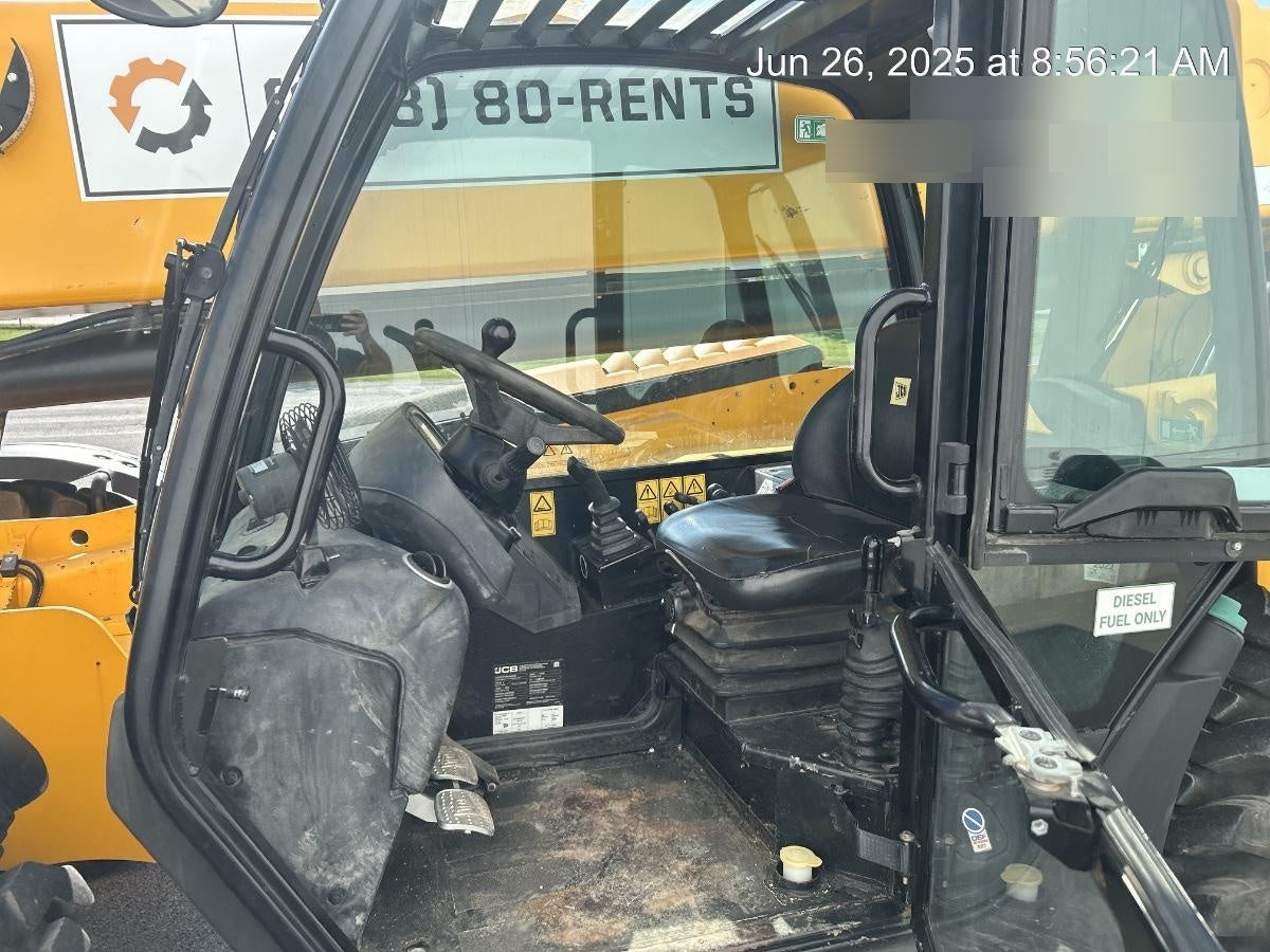 2020 JCB 510-56