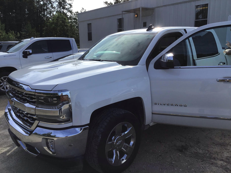 2018 Chevrolet Silverado 1500 Premium 5.3L V8 Silverado 1500 LTZ Crew Cab 4WD Short Bed