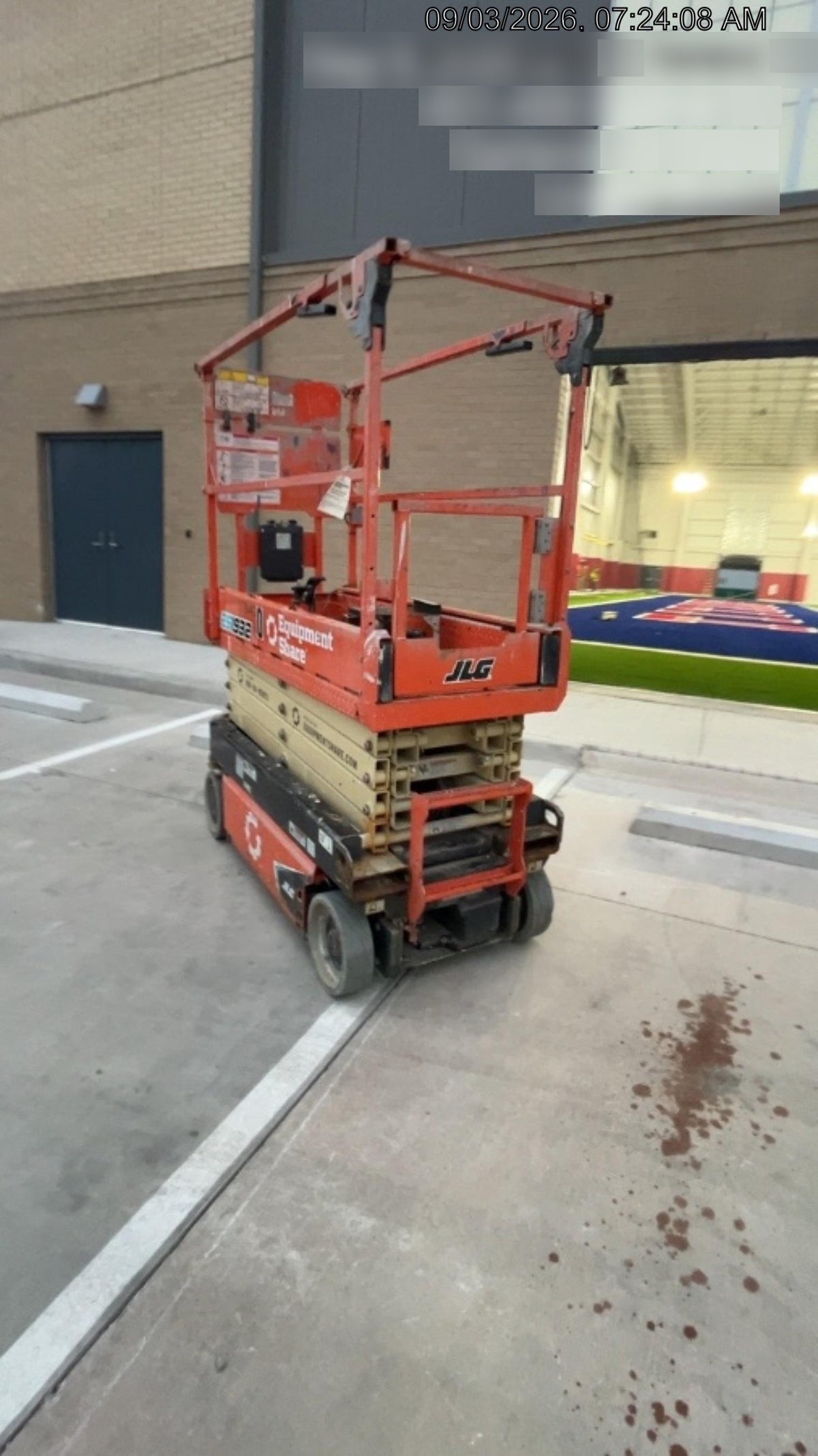 2022 JLG ES1932