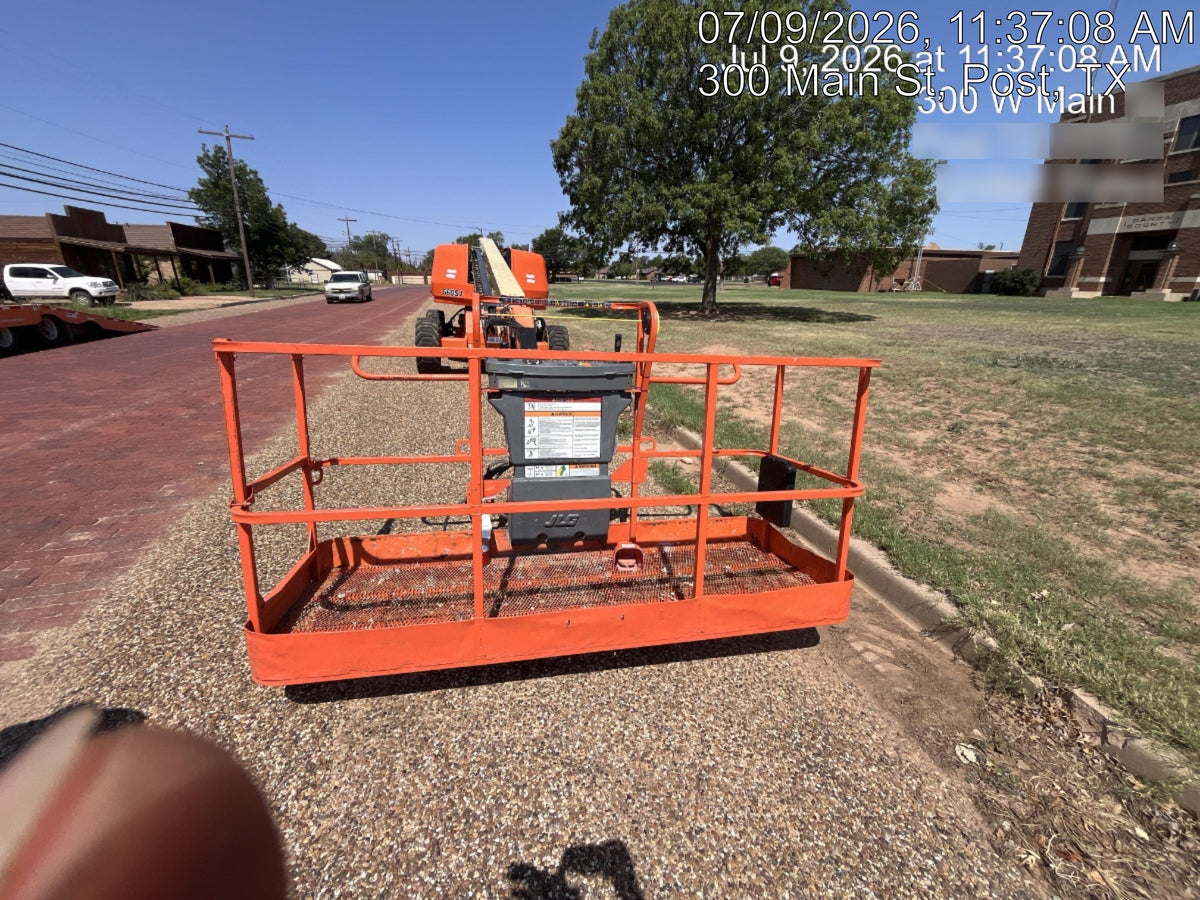 2019 JLG 660SJ