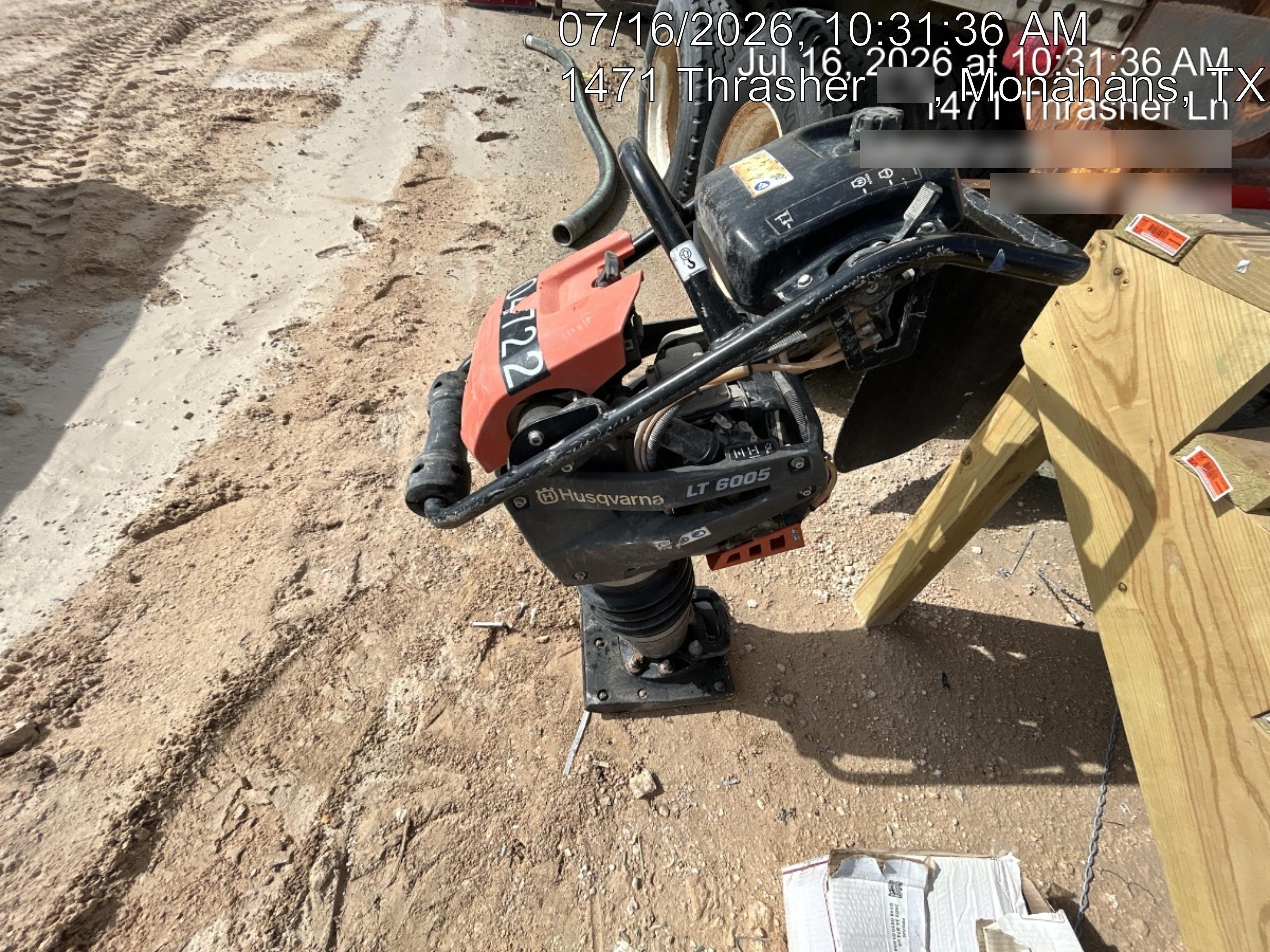 2025 HUSQVARNA LT6005