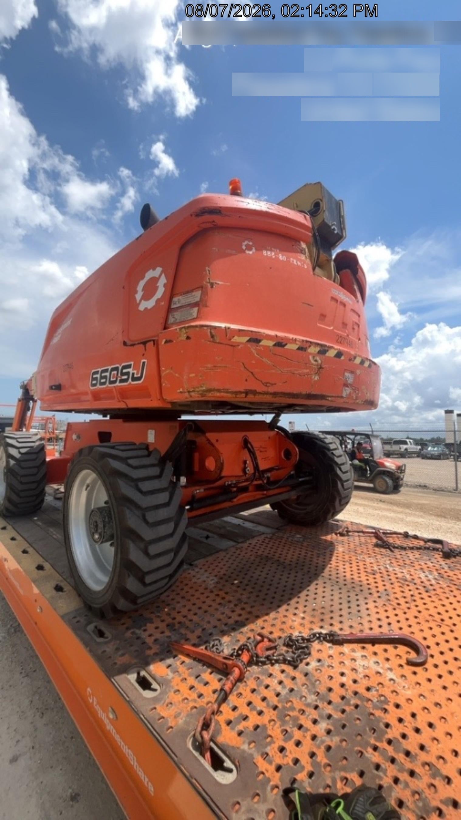 2022 JLG 660SJ