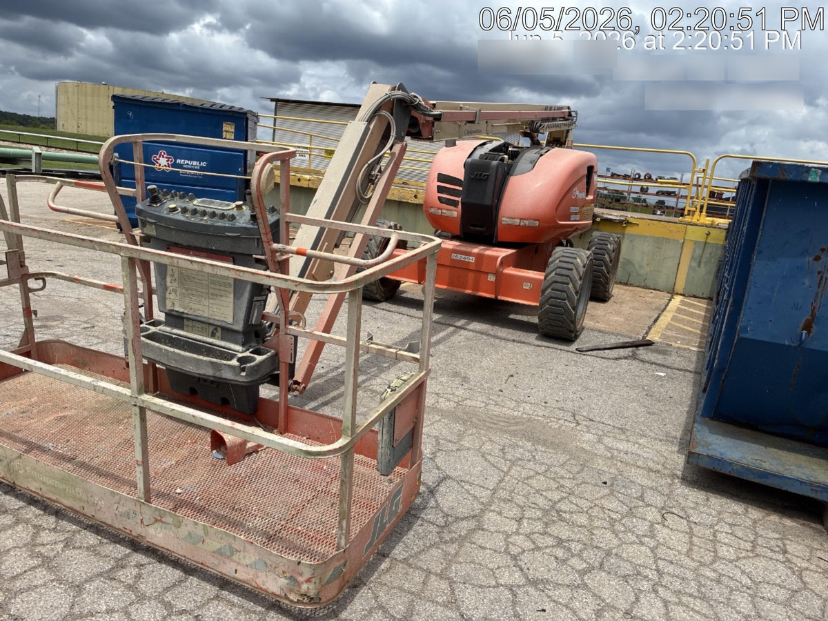 2022 JLG 600AJ