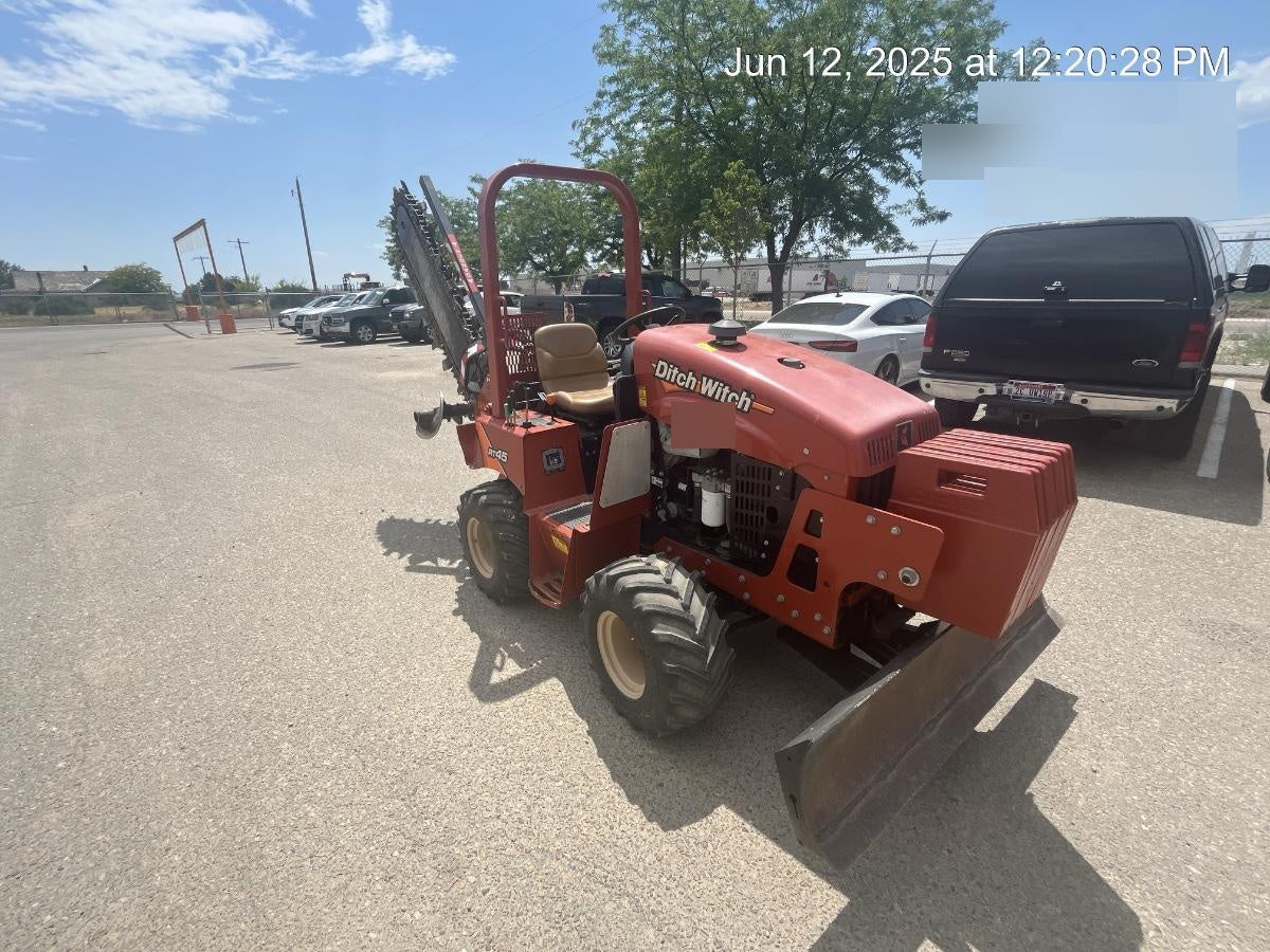 2020 DITCH WITCH RT45A