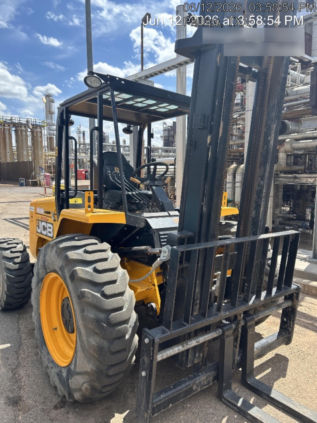 2023 JCB 930-4