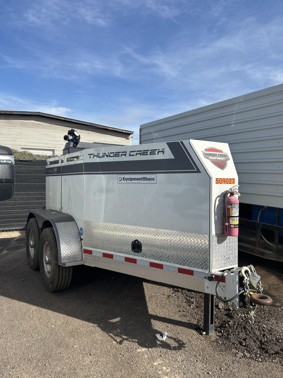 2023 THUNDER CREEK MTT460 Fuel Trailer