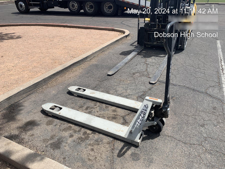 2022 STRONGWAY 4400 lb Pallet Jack