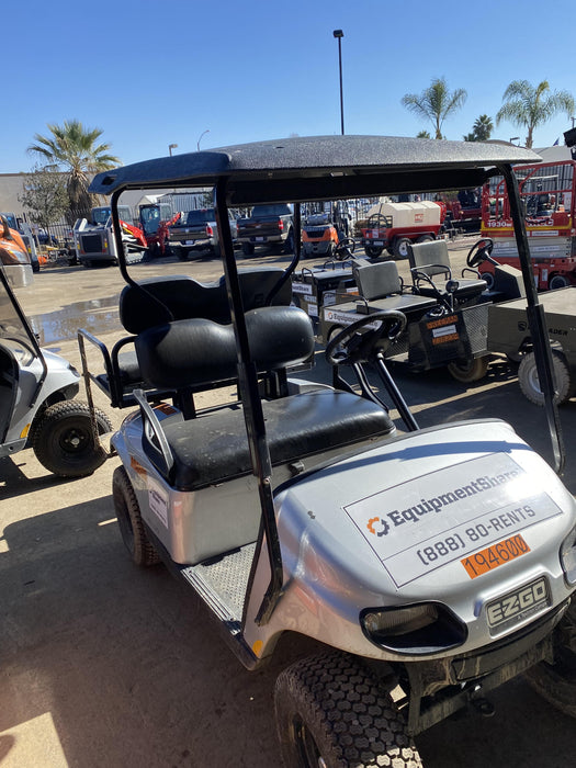 2022 Ez-Go VALOR 4 GAS EFI, PLATINUM, 
REAR SEAT KIT, ROOF, SPLIT TINTED WINDSHIELD