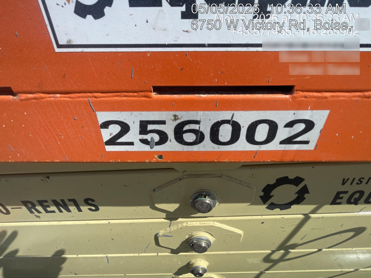 2022 JLG ES3246