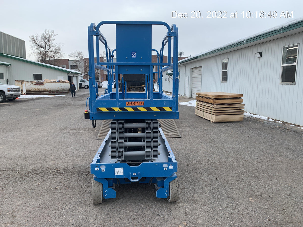 2022 GENIE GS-3246