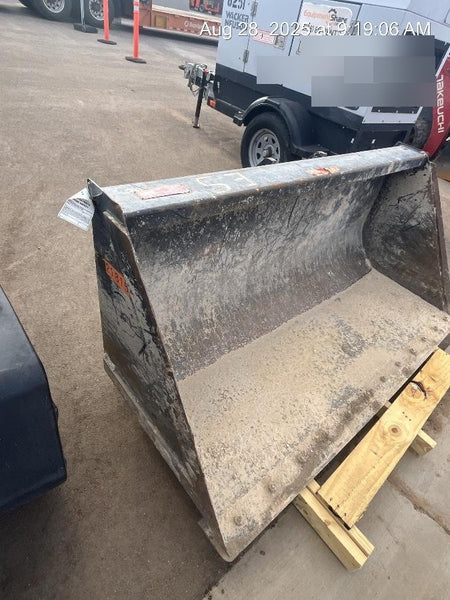2019 ARROW MATERIAL HANDLING Telehandler Bucket Pin-On