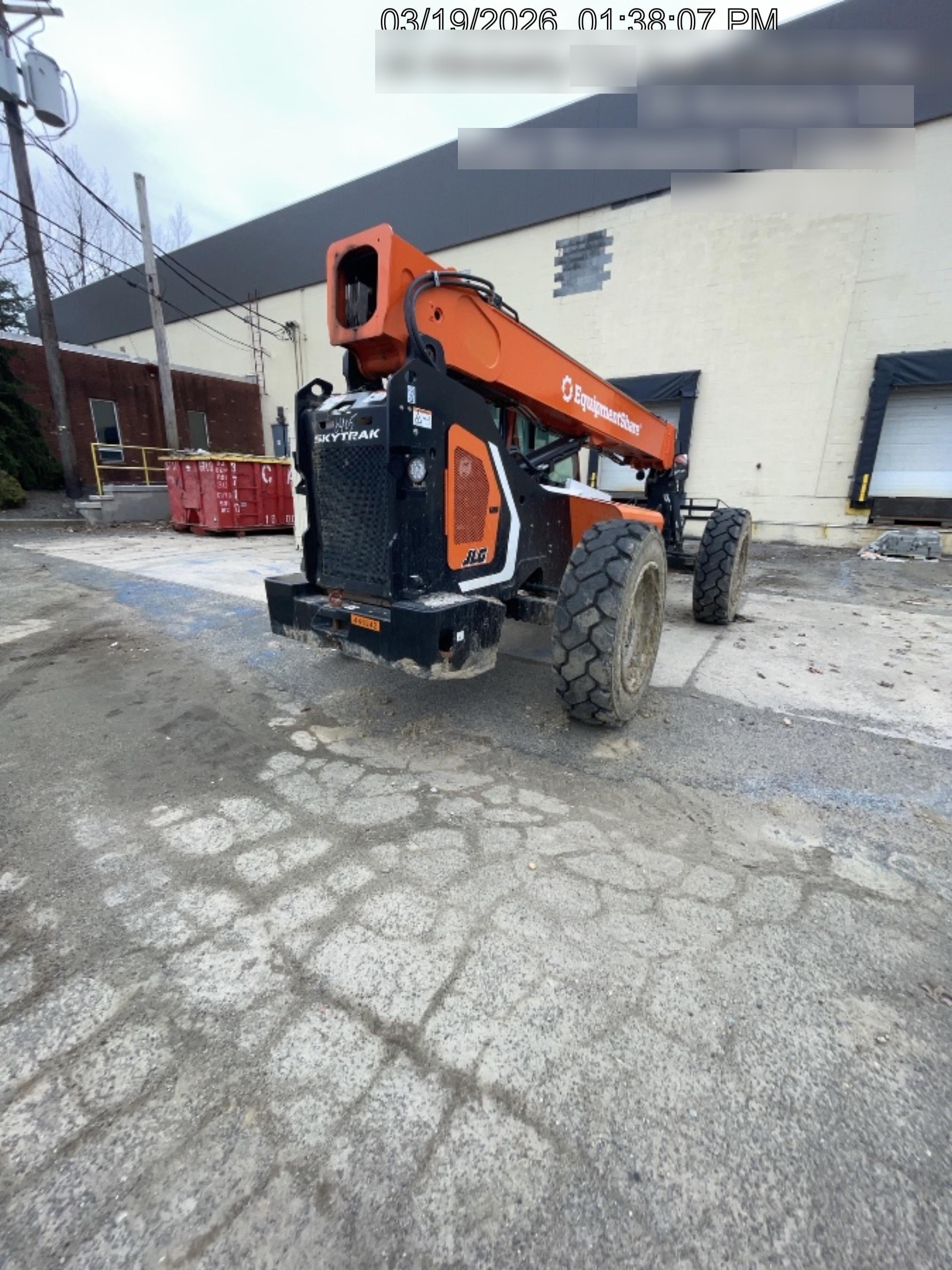 2024 SKYTRAK 8042