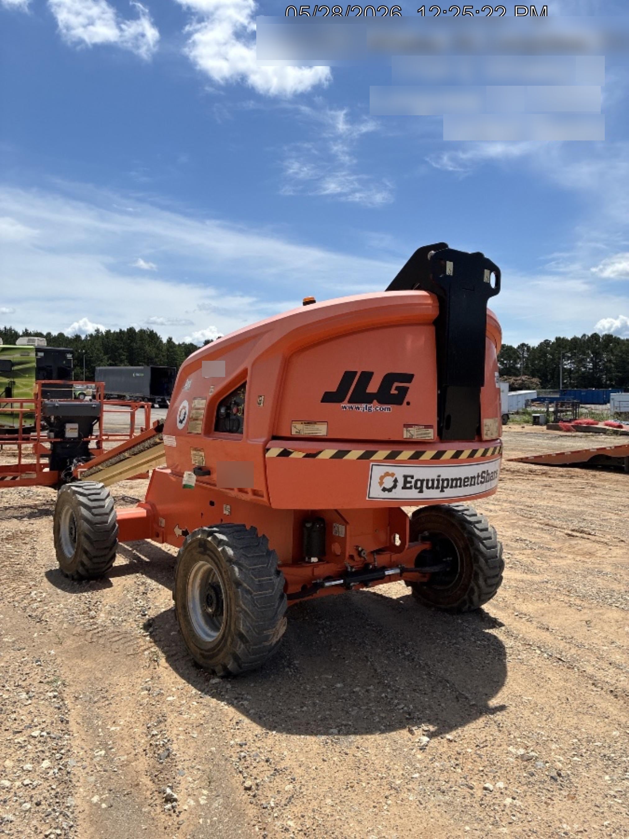2021 JLG 400S