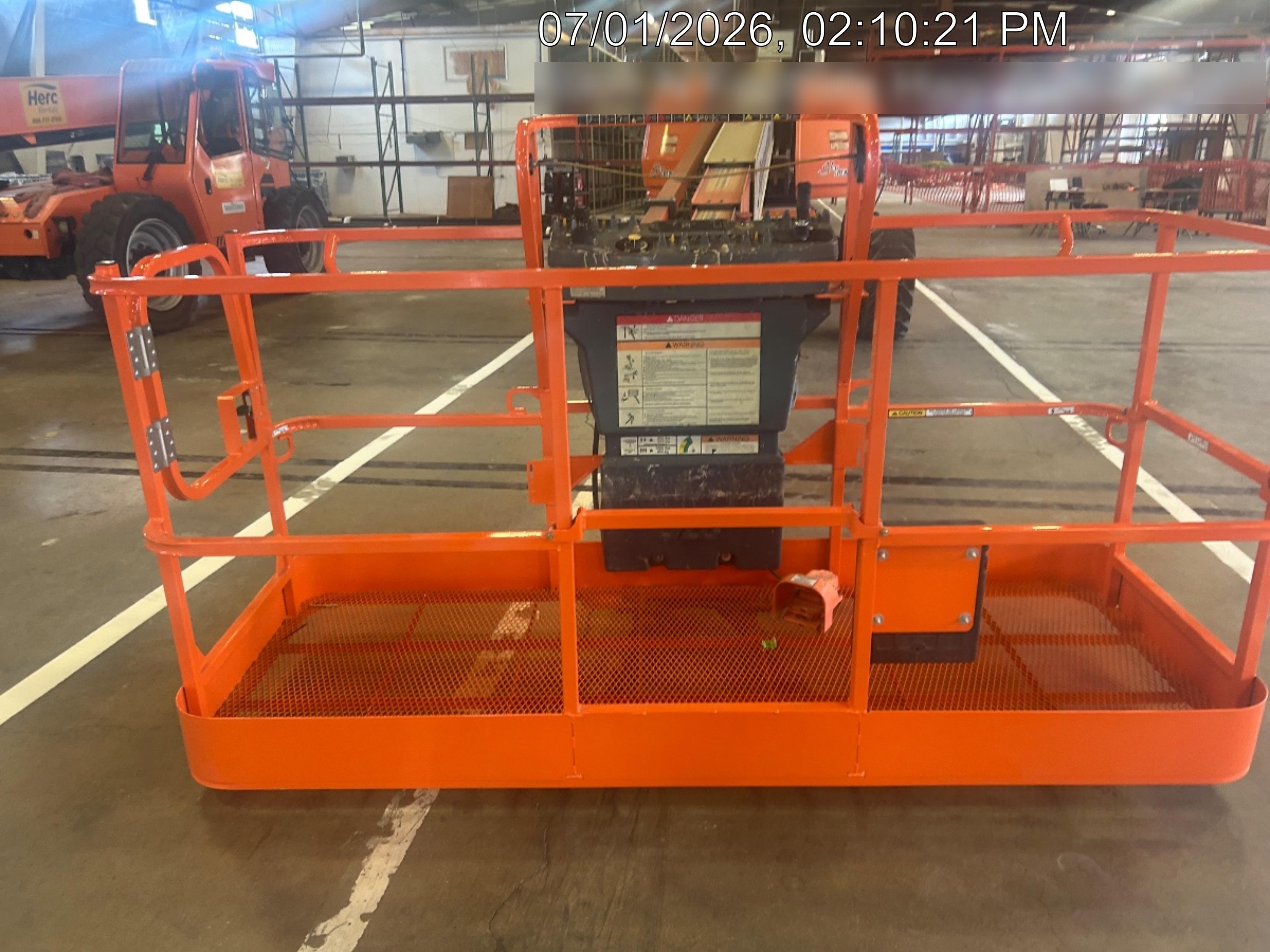 2021 JLG 600S