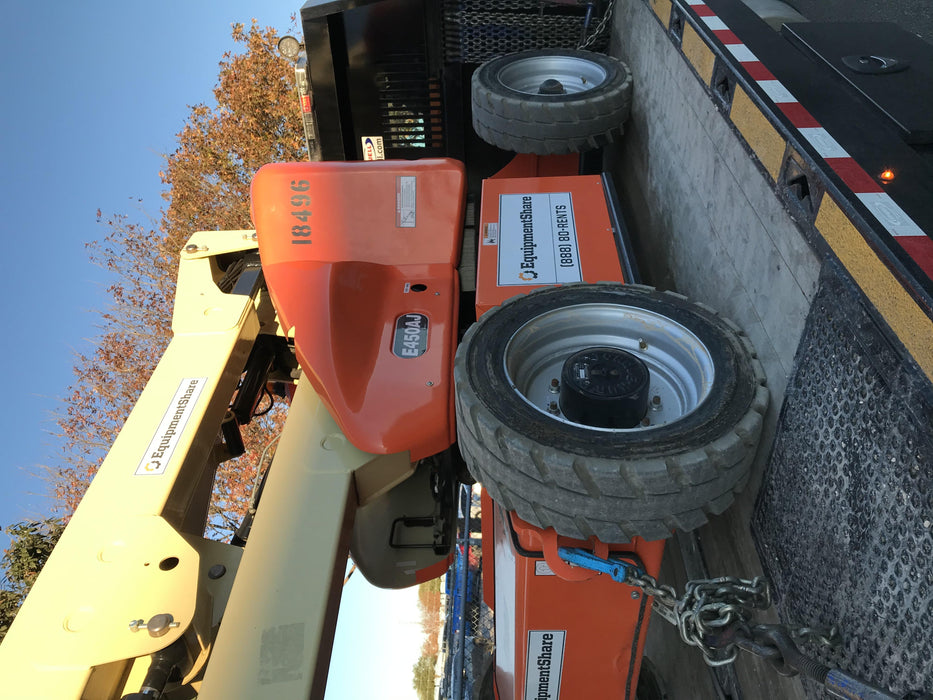 2019 JLG E450AJ