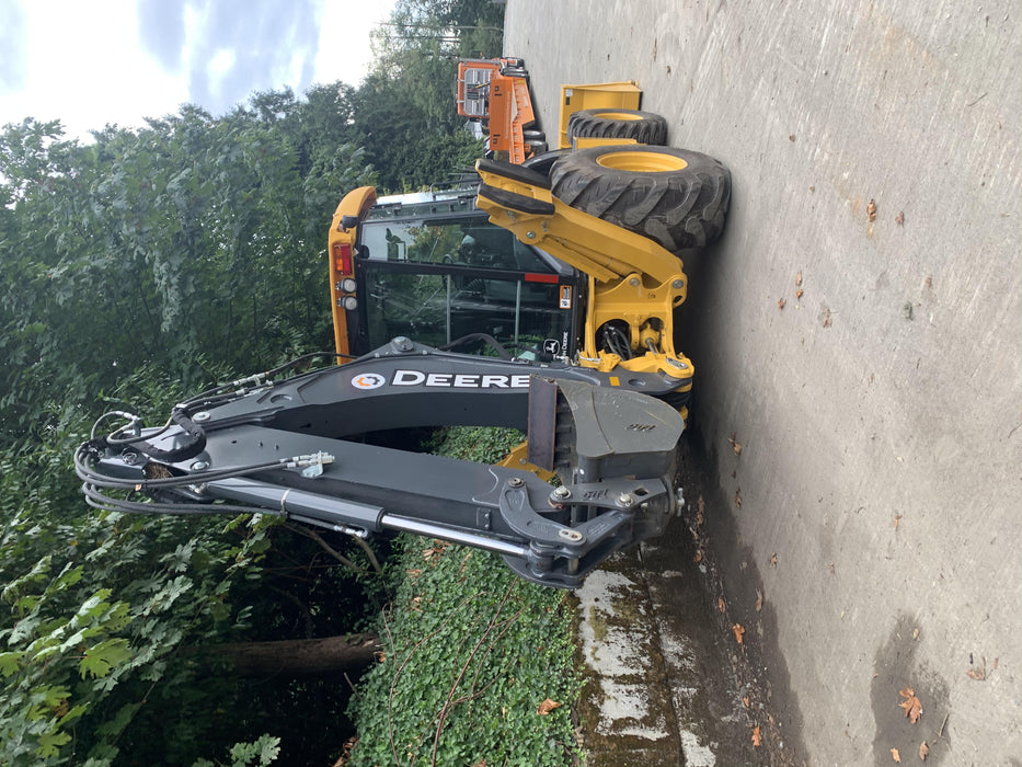 2020 John Deere 410L - Extendable Stick Cab/Heat/Air, 4WD, Extendable Stick, Pilot Controls, 2 Way Hydraulics, TAG Manual QC