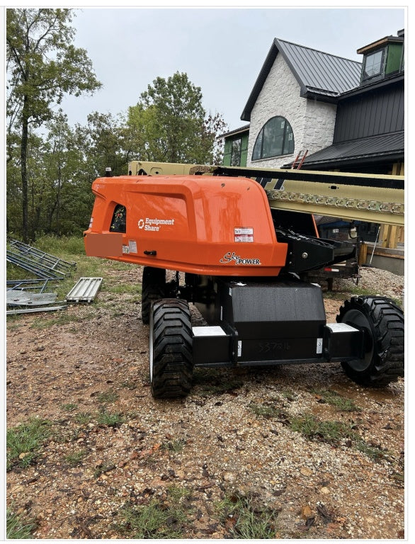 2025 JLG 660SJ