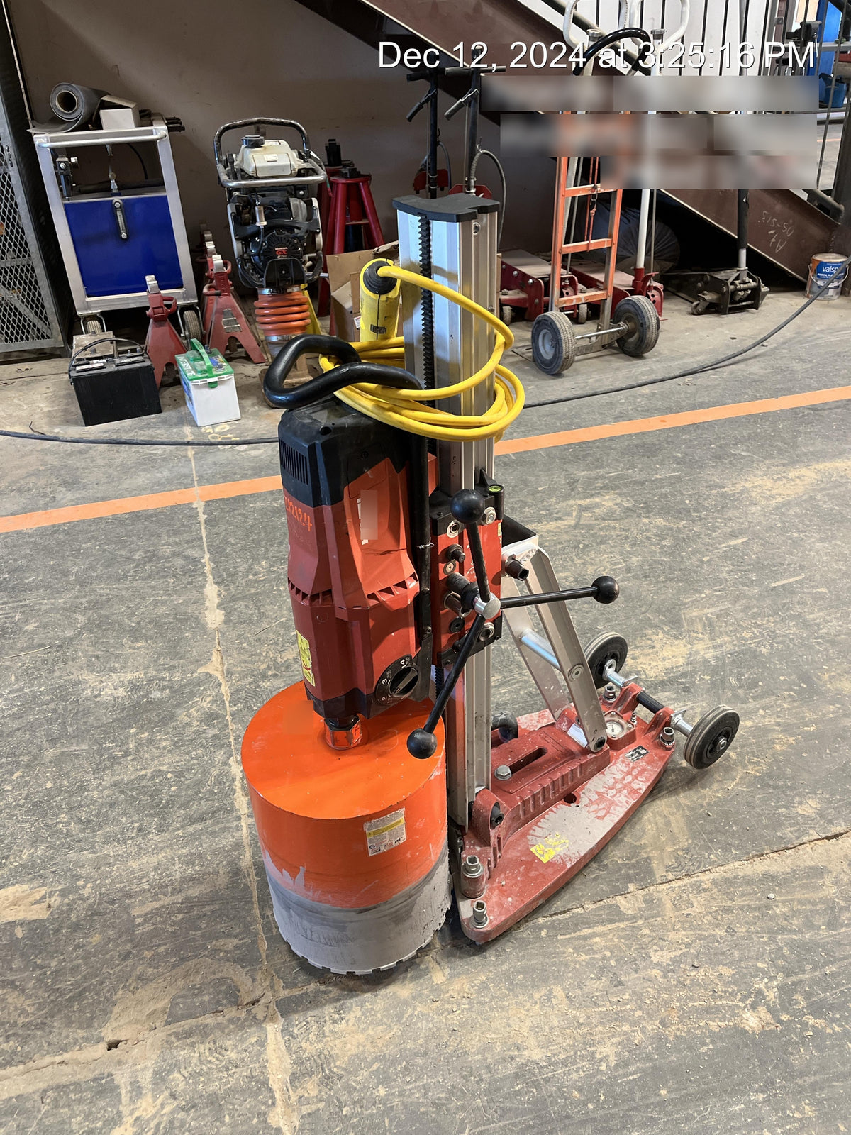 2022 HILTI DD250E