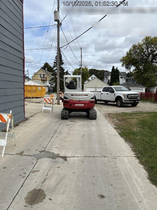 2019 Takeuchi TB260 Takeuchi TB260 Canopy w/Rubber Tracks, Auxiliary Hydraulics, Standard Blade, Manual QC, 12 / 18 / 24" Buckets, Hydraulic Thumb Installed