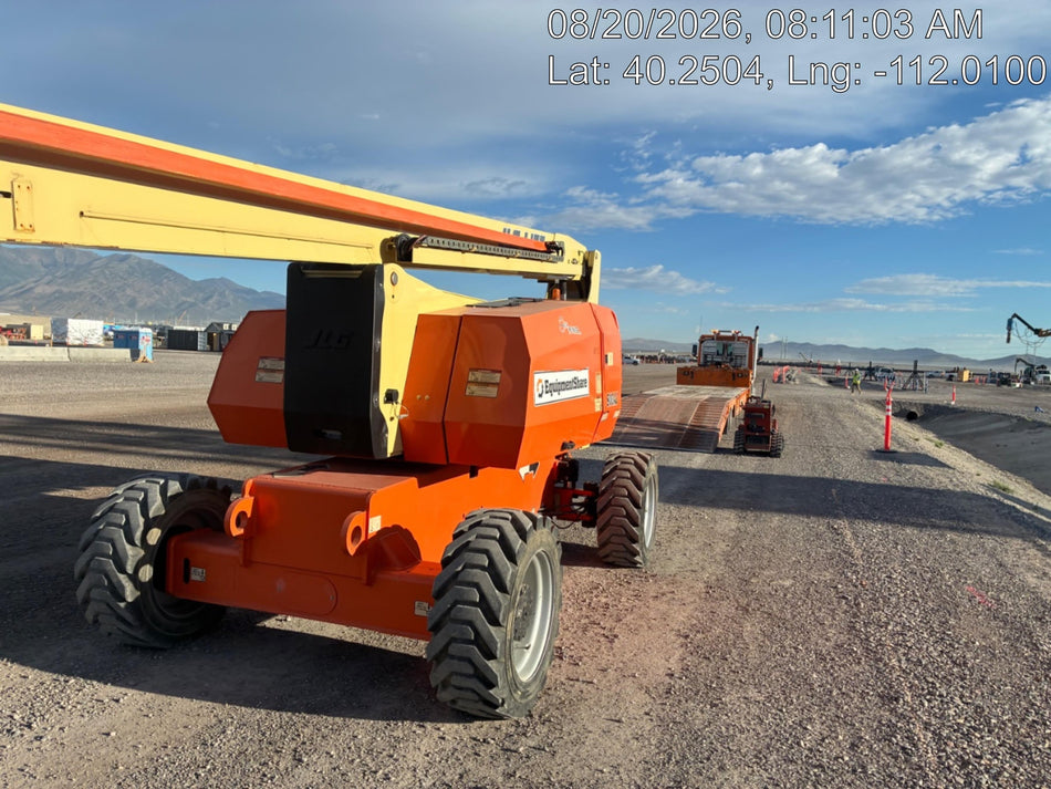 2020 JLG 800AJ