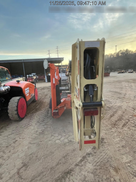 2021 JLG T500J