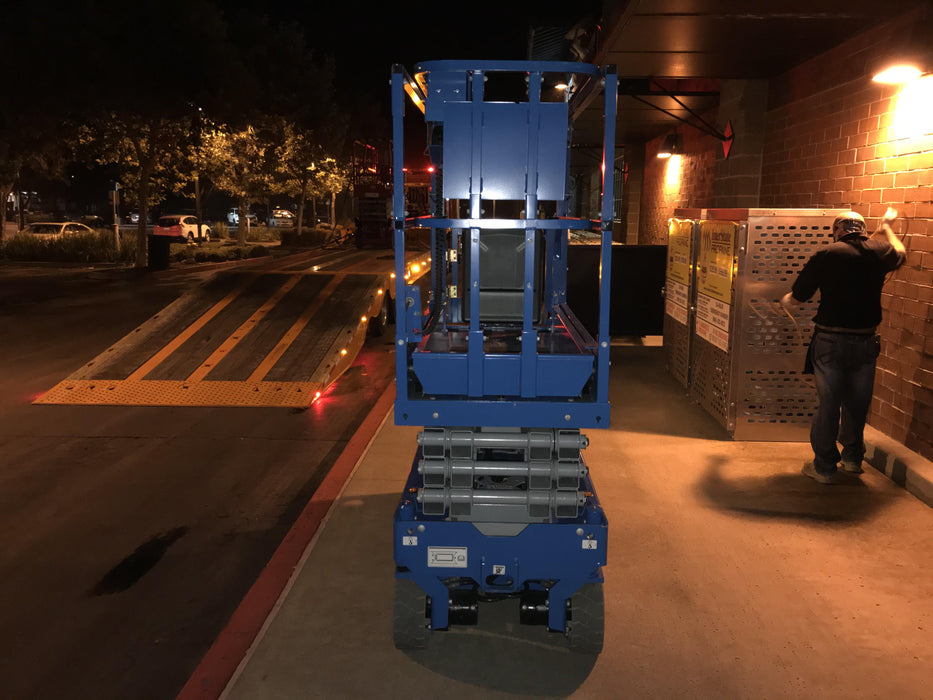 2020 Genie GS-1930 Solid Non Marking Tires, Beacon, Folding rails with half height swing gate, 800W Inverter