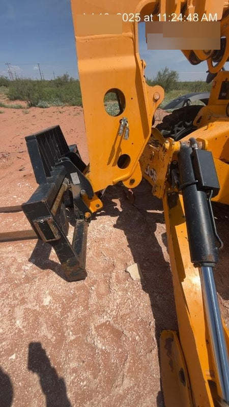 2019 JCB 510-56