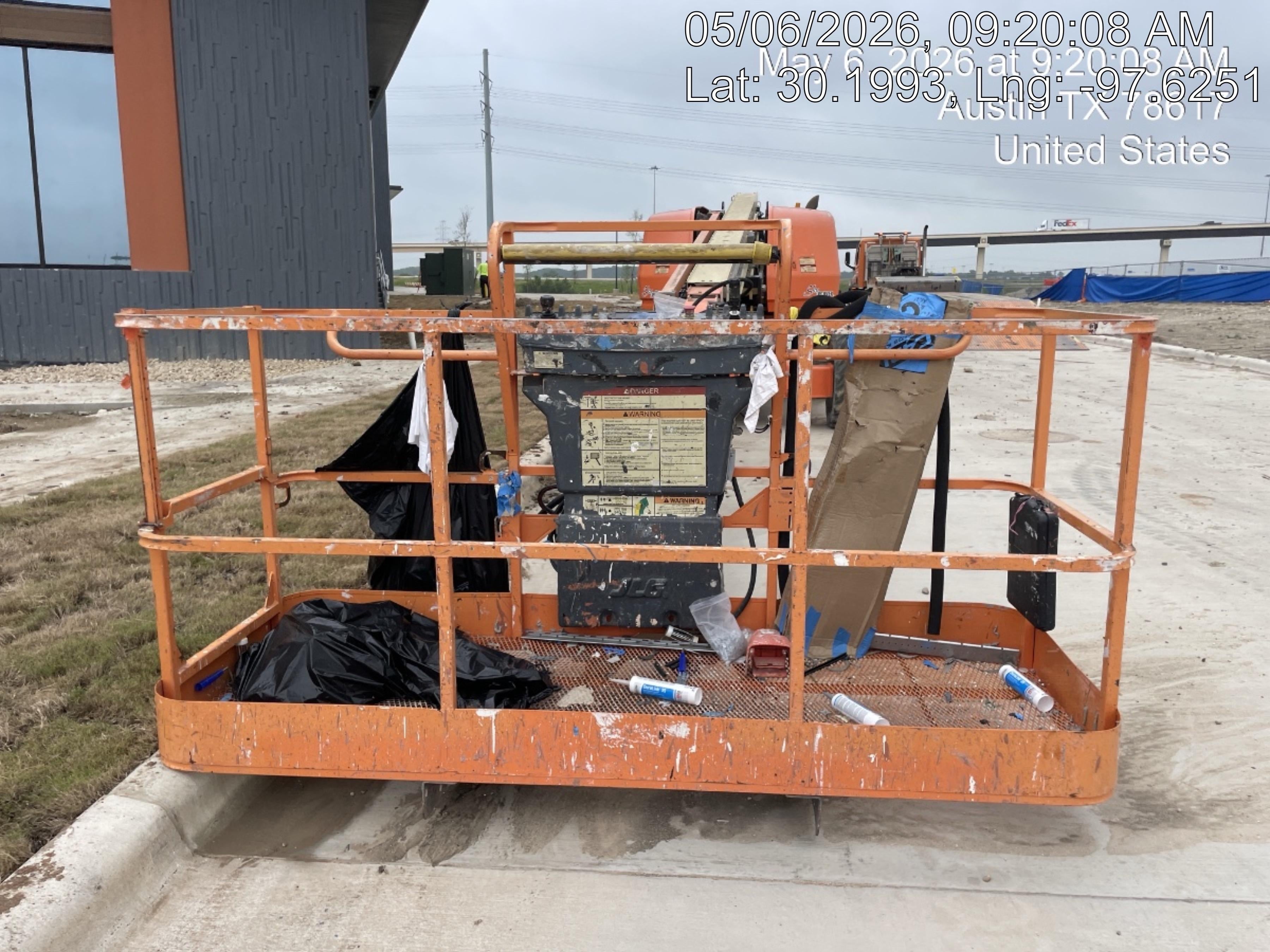 2018 JLG 660SJ