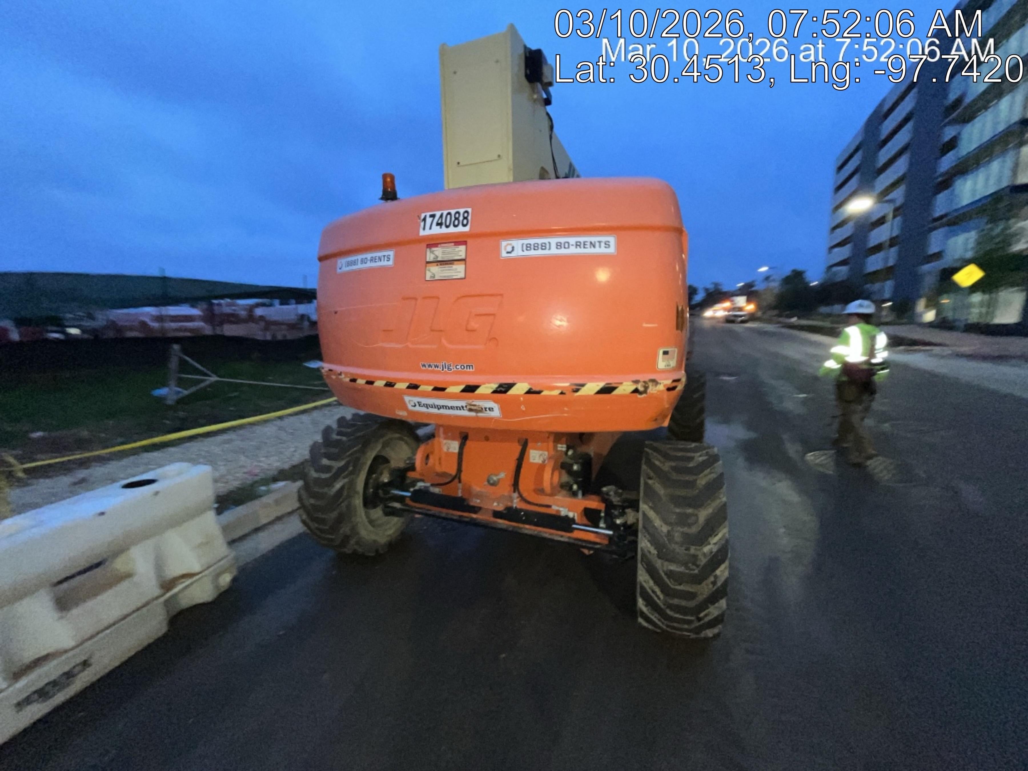 2021 JLG 860SJ