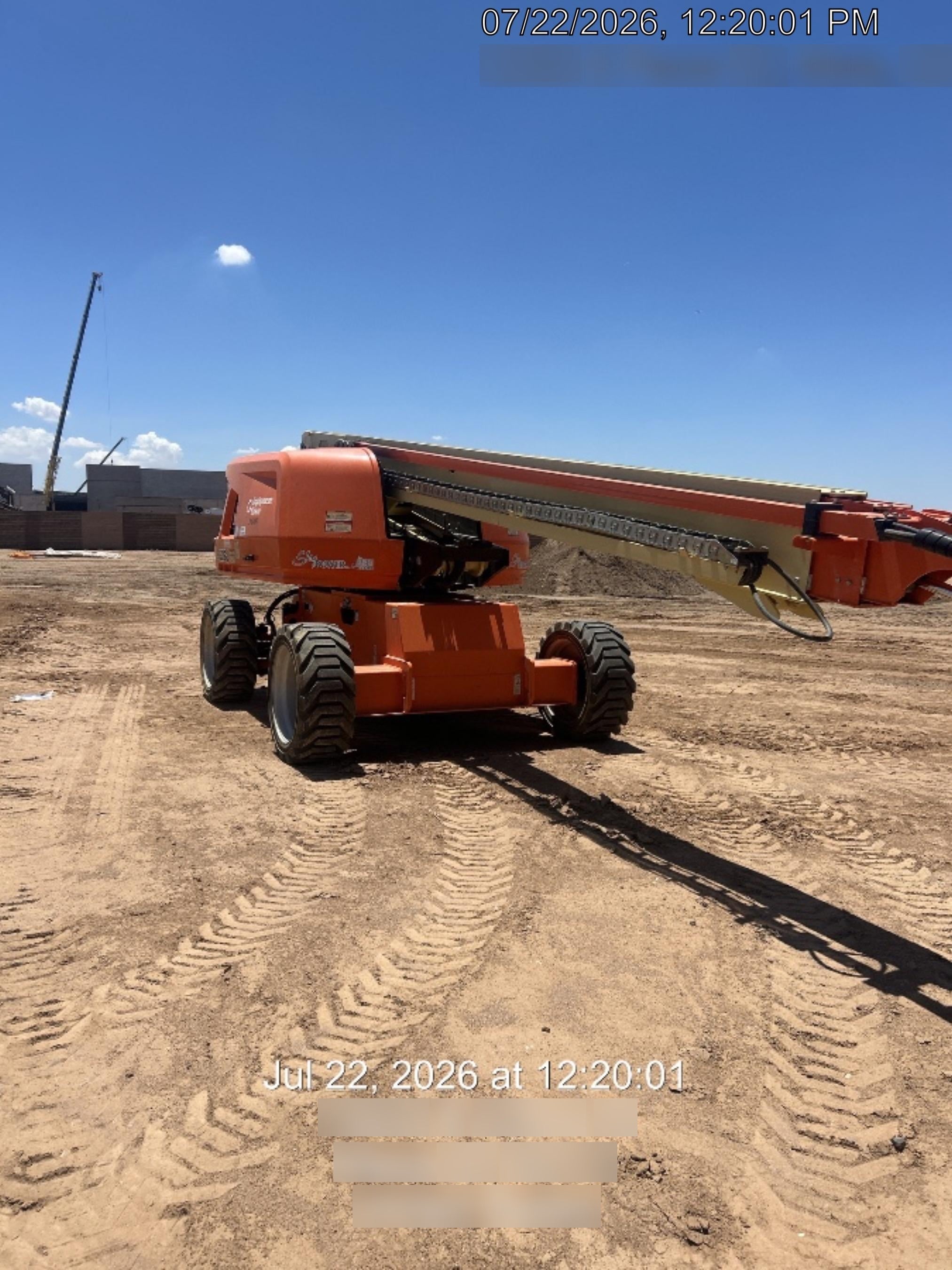 2022 JLG 660SJ